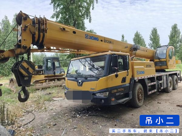 Buy XCMG 25K Used Crane / 2