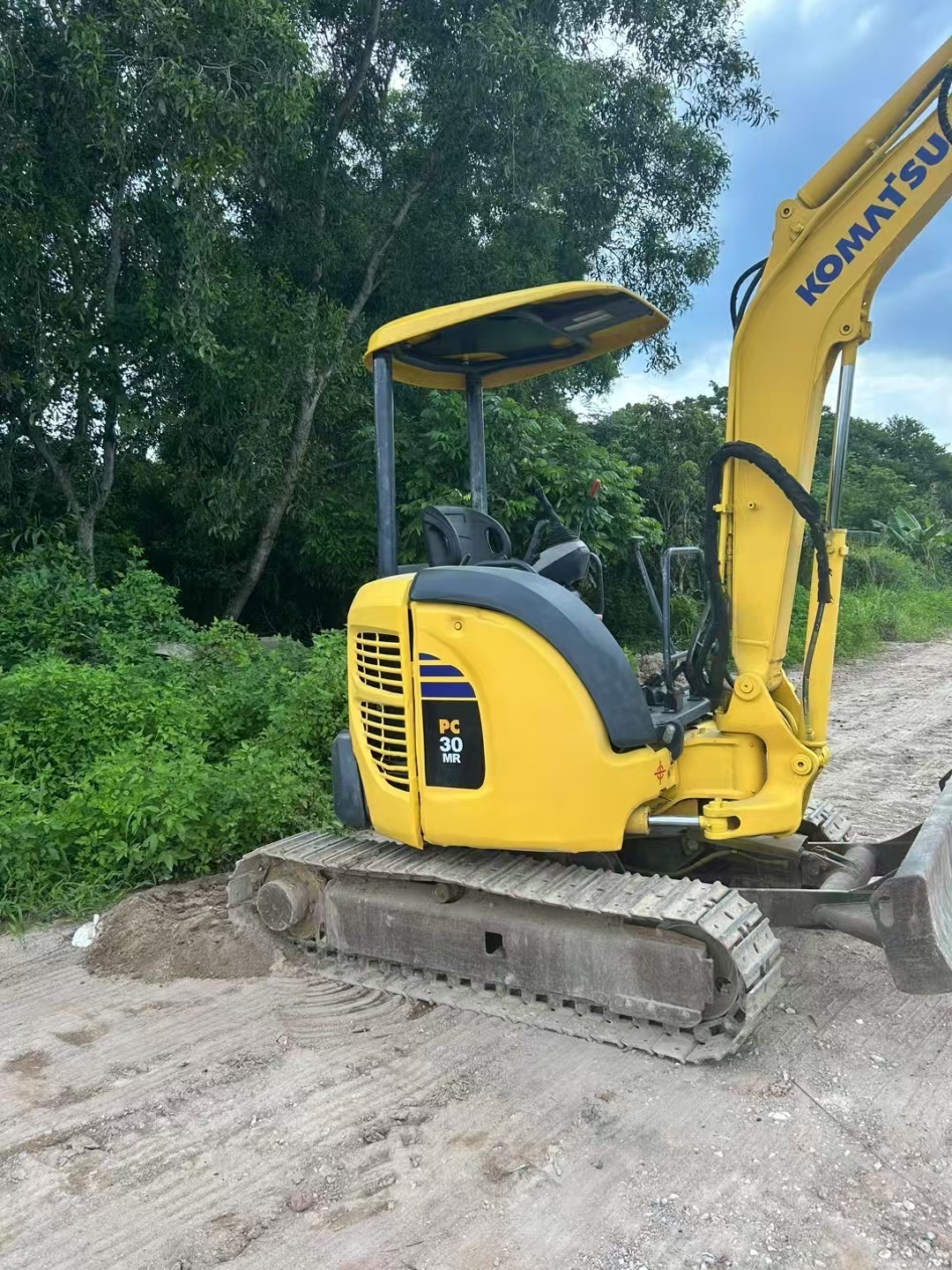 Buy Komatsu PC30 Used Excavator / 3