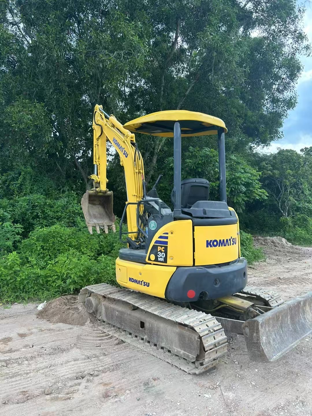 Buy Komatsu PC30 Used Excavator / 5