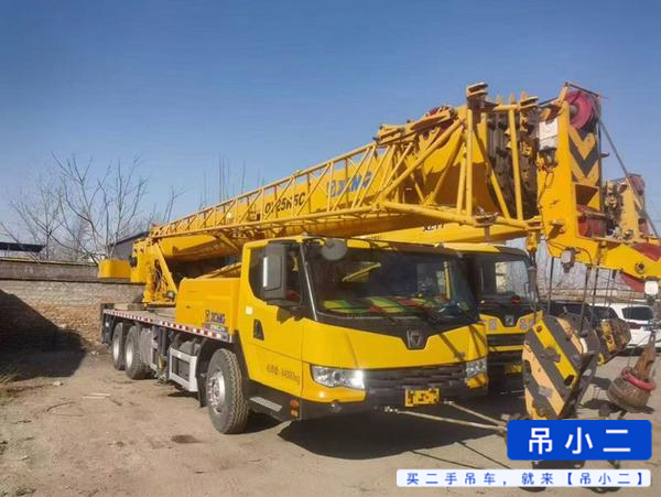 Buy XCMG QY25K5C Used Crane / 2