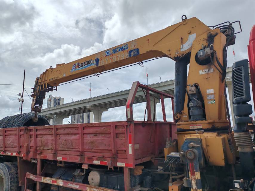 Buy XCMG Used Crane / 2