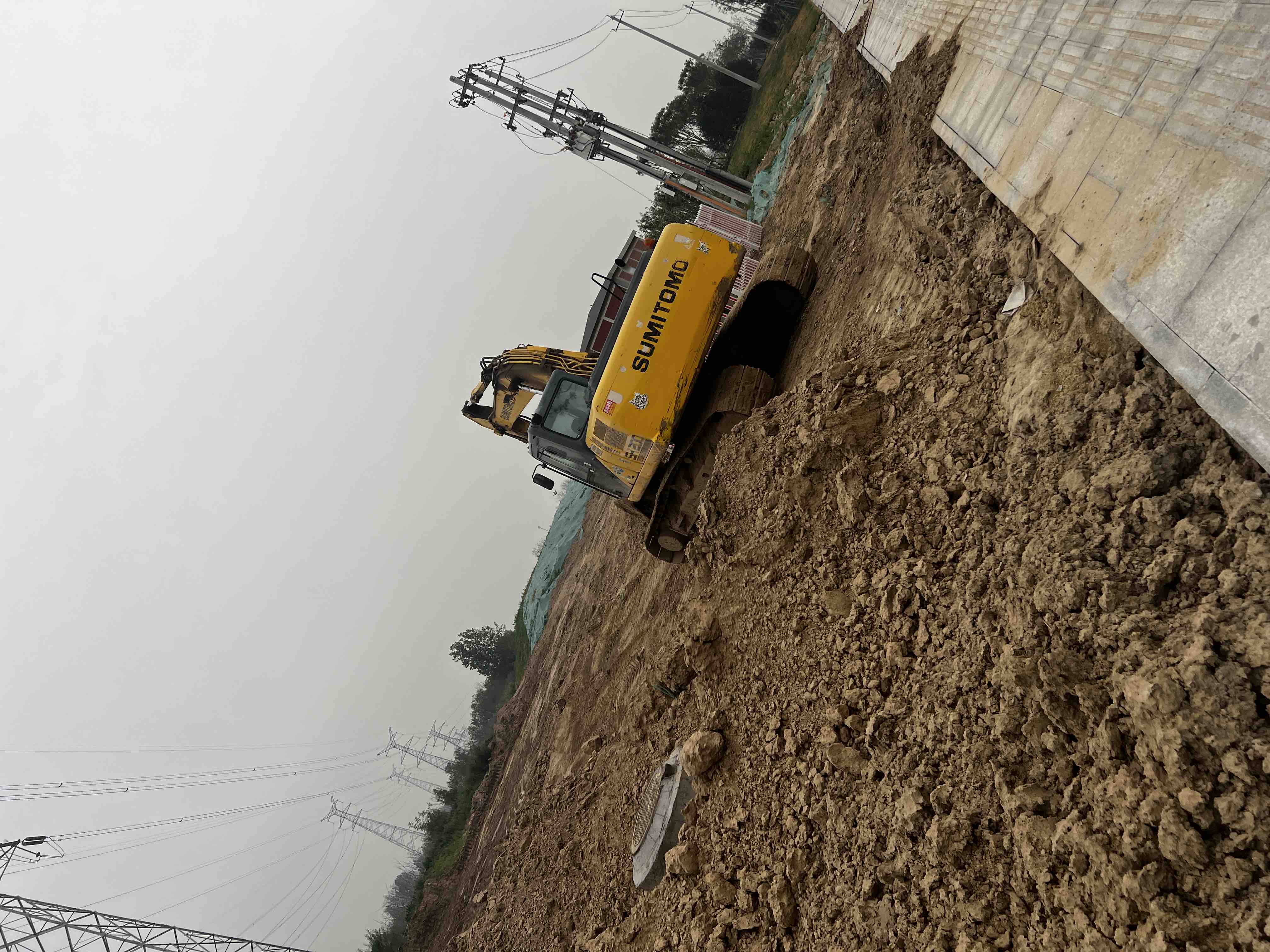 Buy Sumitomo Used Excavator / 4