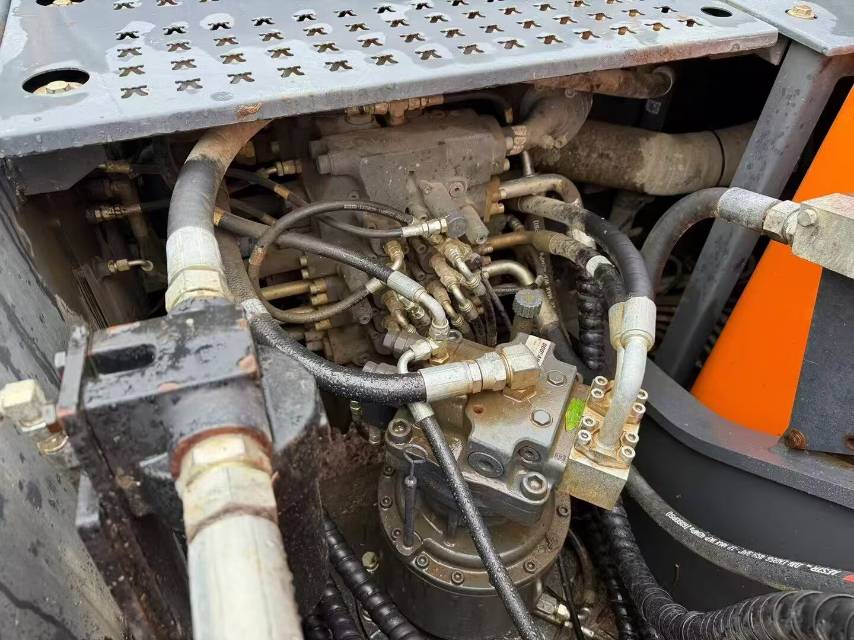 Buy Doosan DX230LC-9C Used Excavator / 3