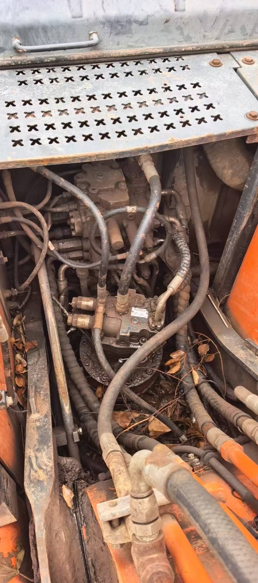 Buy Doosan 150W-7 Used Excavator / 3
