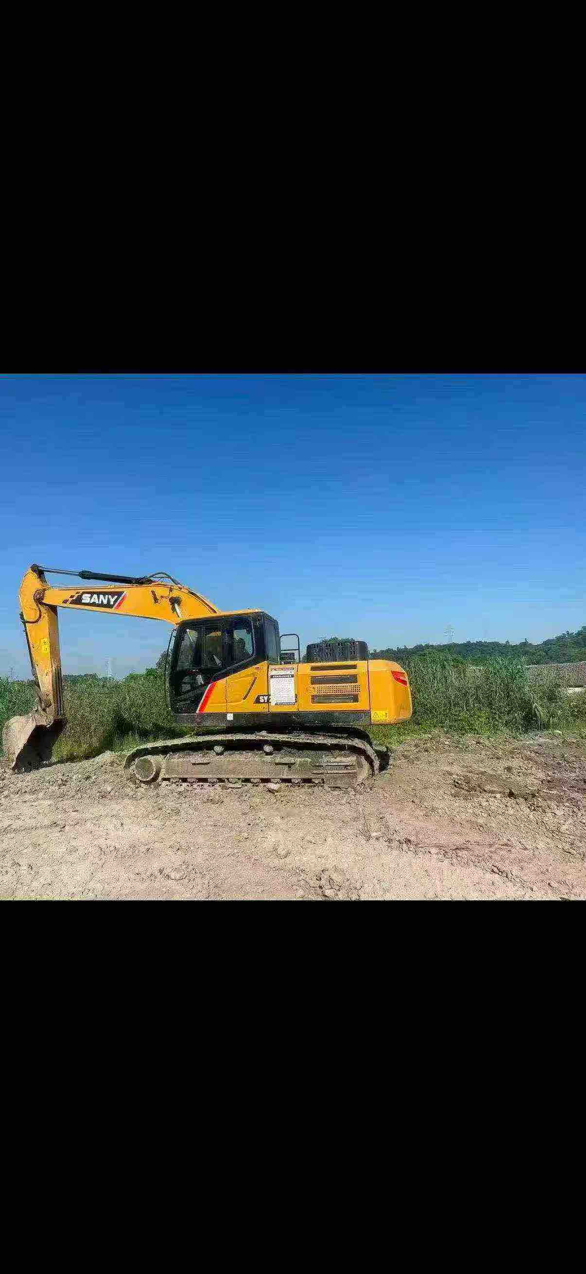 Buy Sany 215C-9 Used Excavator / 3