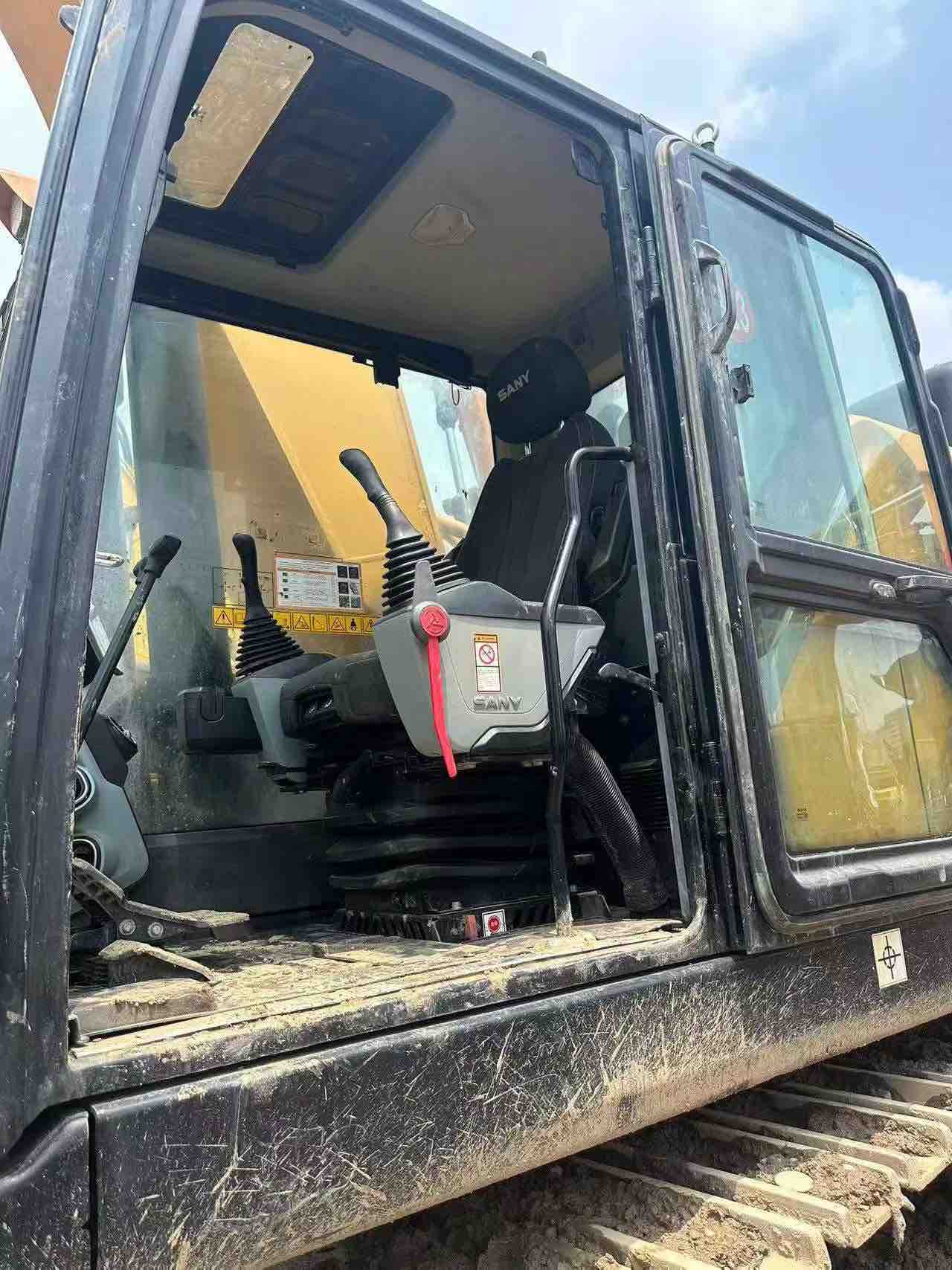 Buy Sany SY485H Used Excavator / 9