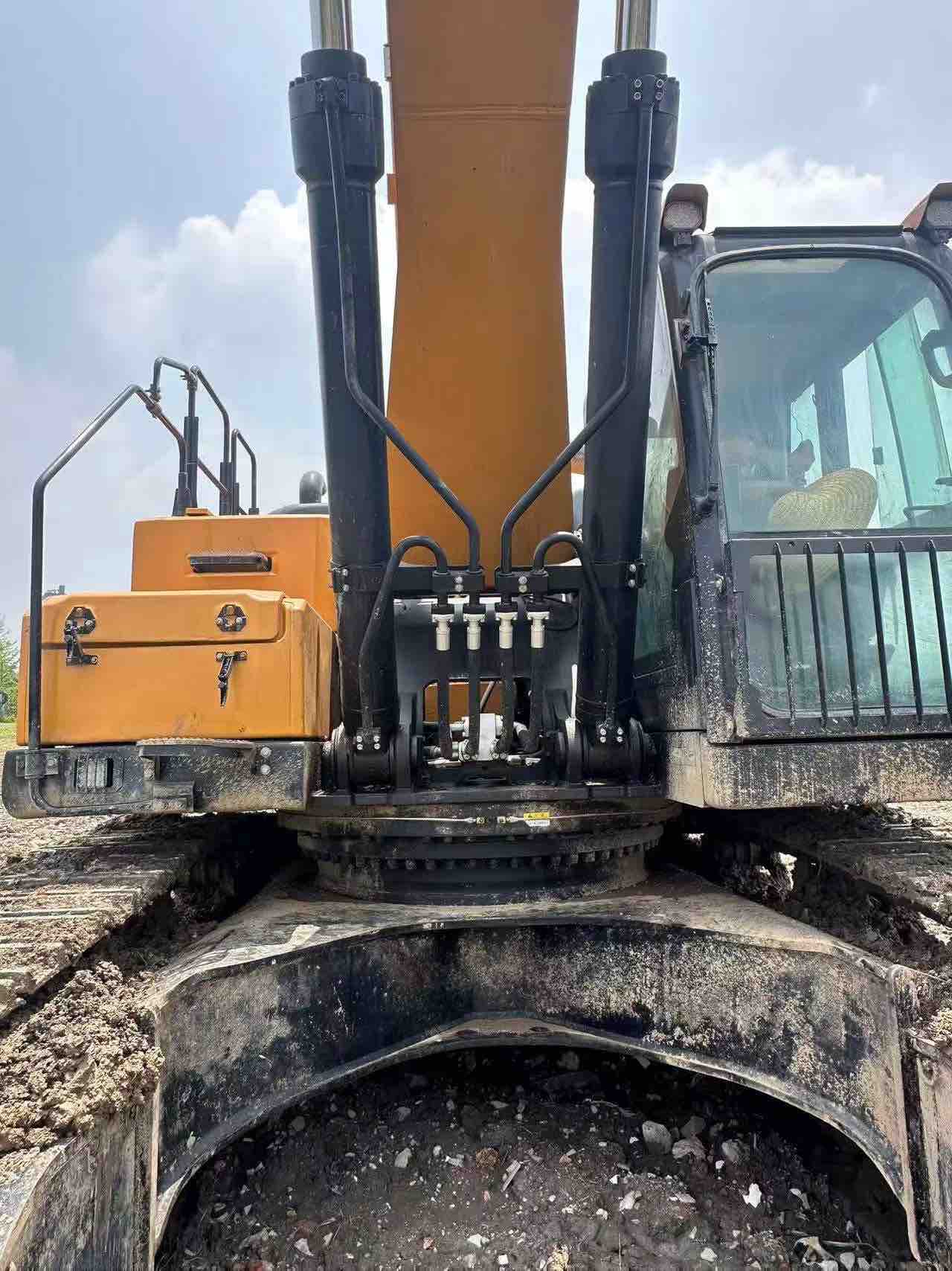 Buy Sany SY485H Used Excavator / 2
