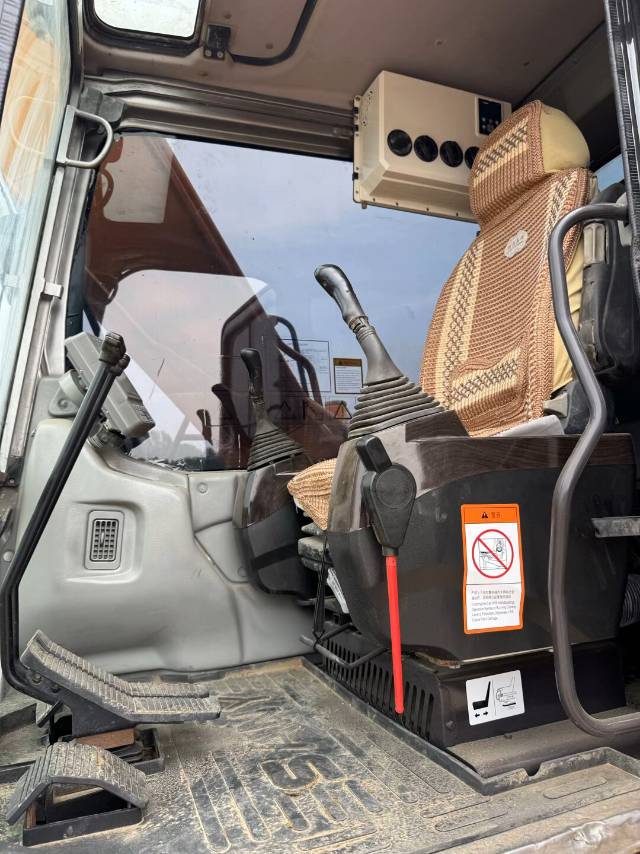 Buy Sany C135-10 Used Excavator / 5