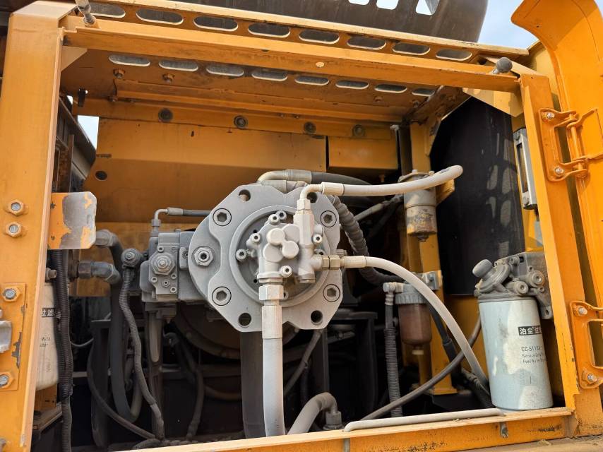 Buy Sany 305C-9 Used Excavator / 9