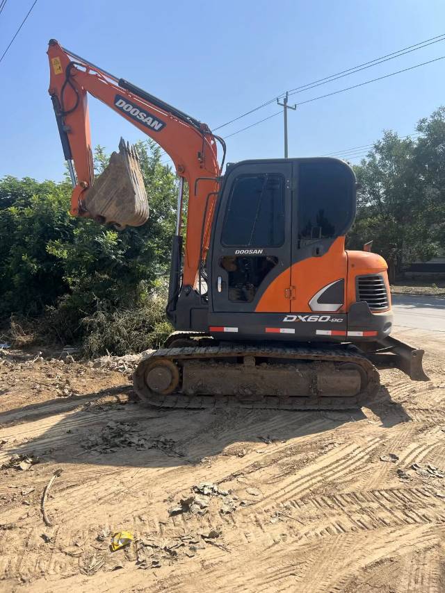 Buy Doosan DX60 Used Excavator / 6