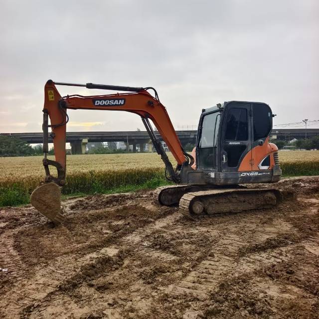 Buy Doosan DX65-9C PLUS Used Excavator / 4