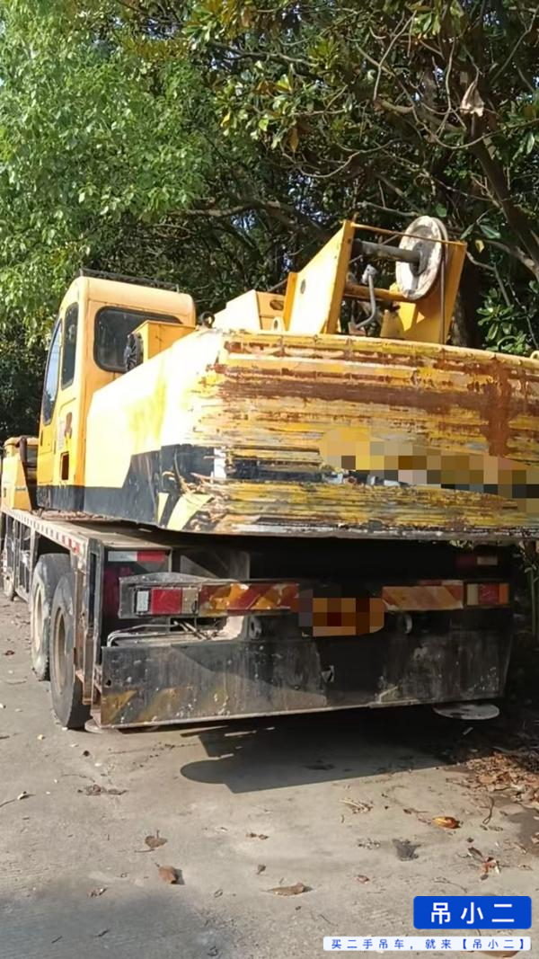 Buy XCMG QY20G Used Crane / 3