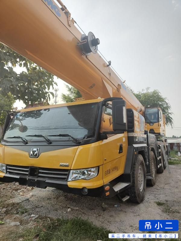 Buy XCMG 100L7 Used Crane / 2