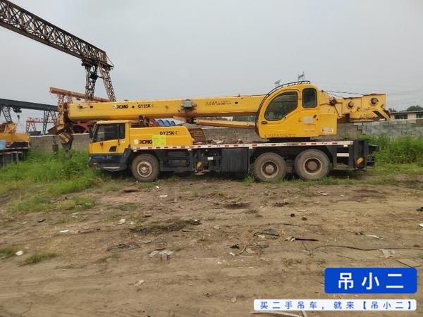 Buy XCMG 25K Used Crane / 2