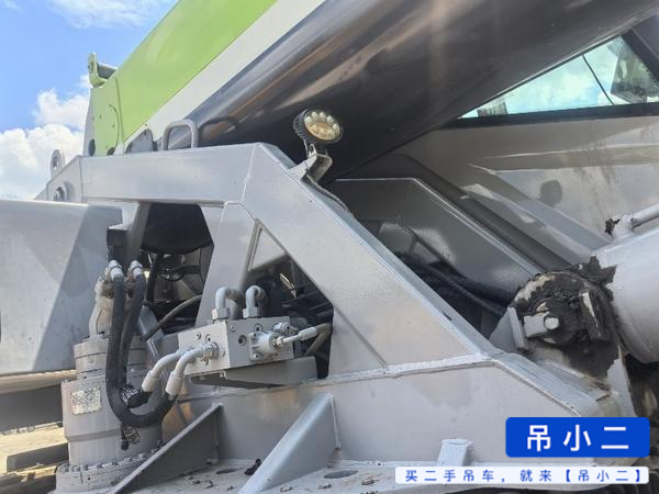 شراء رافعة Zoomlion ZTC251VE562 مستعملة / 5