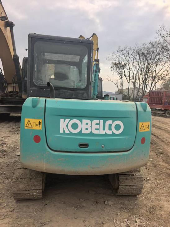 Buy Kobelco SK60 Used Excavator / 1