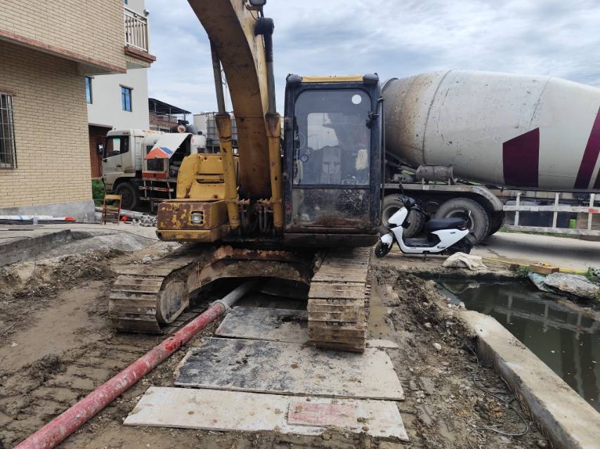 Buy Caterpillar 312D Used Excavator / 3