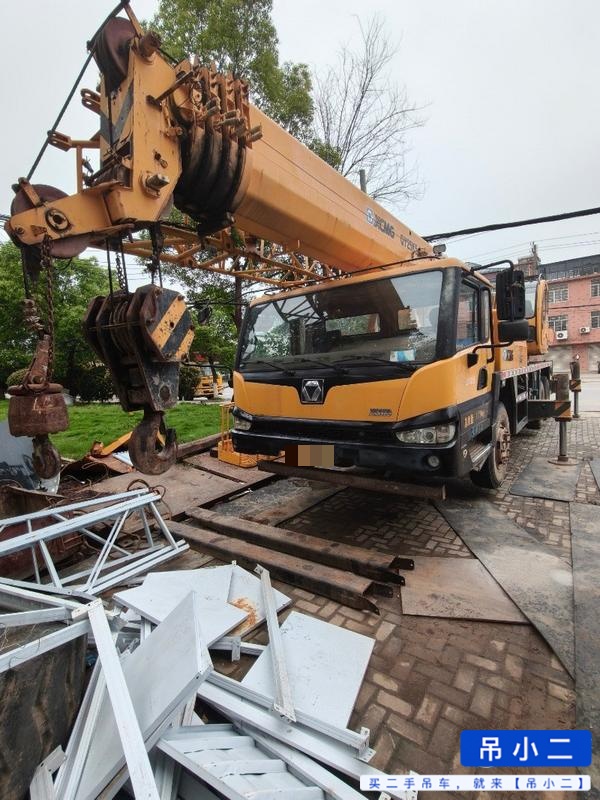 Buy XCMG 25K Used Crane / 2