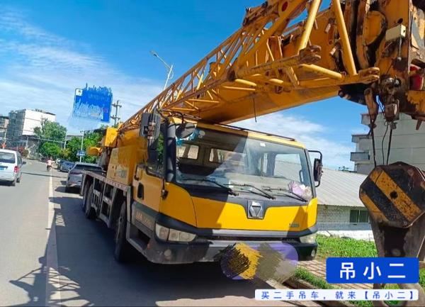 Buy XCMG 25K Used Crane / 2