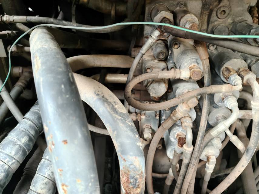 Buy Sumitomo SH350HD-5 Used Excavator / 6 Buy Sumitomo SH350HD-5 Used Excavator / 6
