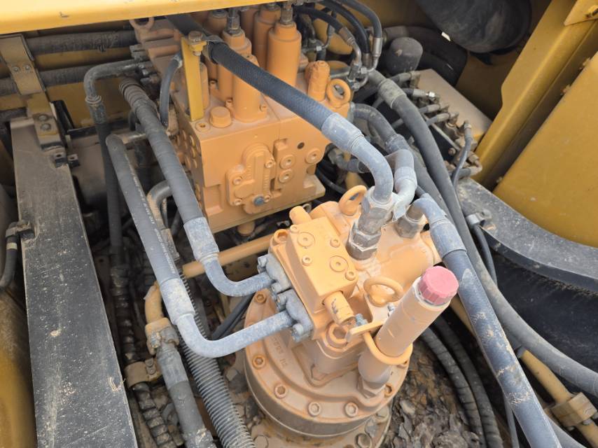 Buy Sany SY245H Used Excavator / 7