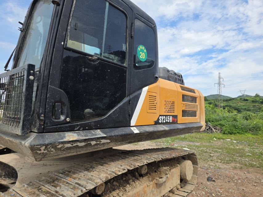 Buy Sany SY245H Used Excavator / 3