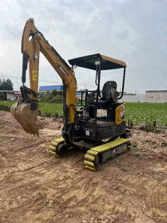 Buy Sany SY16C Used Excavator / 3 Buy Sany SY16C Used Excavator / 3