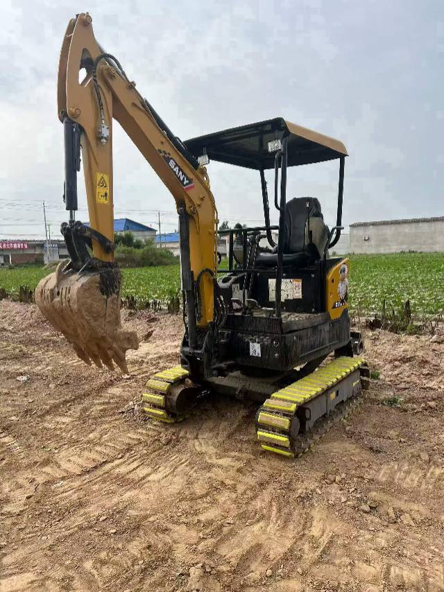 Buy Sany SY16C Used Excavator / 2 Buy Sany SY16C Used Excavator / 2