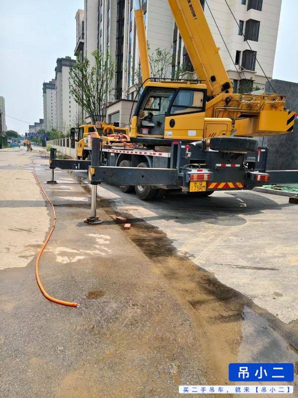 Buy XCMG QY25K5C Used Crane / 4