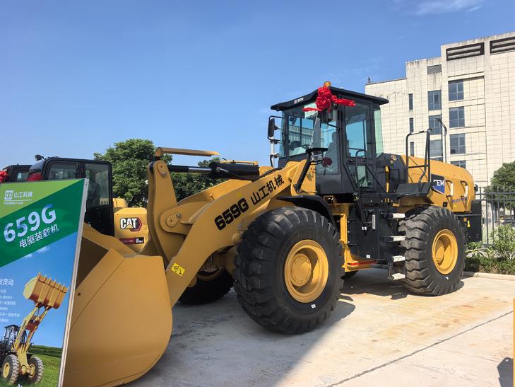 Buy Caterpillar Used Excavator / 1