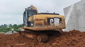 Buy Caterpillar 320C Used Excavator / 2 Buy Caterpillar 320C Used Excavator / 2