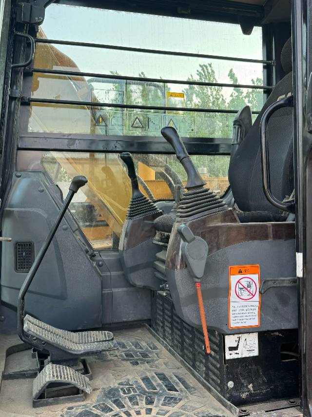 Buy Sany SY70C Used Excavator / 9