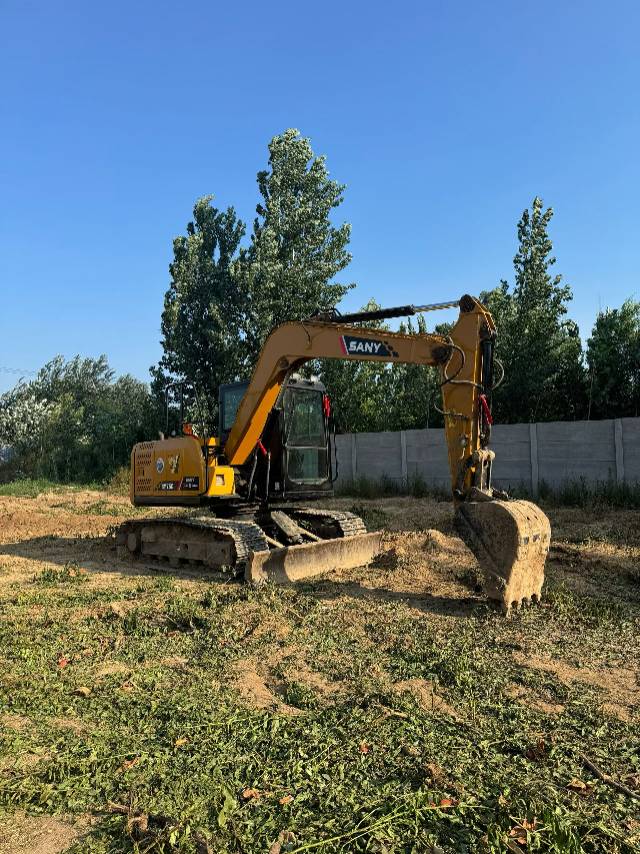 Buy Sany SY75C Used Excavator / 5