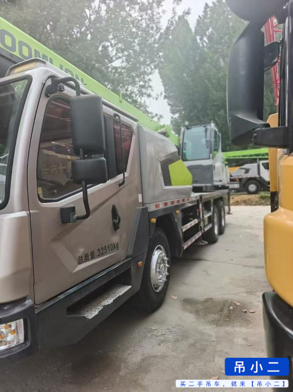شراء رافعة Zoomlion ZTC251E552 مستعملة / 4