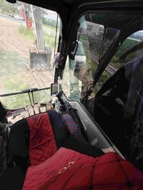 Buy Volvo EC200D Used Excavator / 6 Buy Volvo EC200D Used Excavator / 6