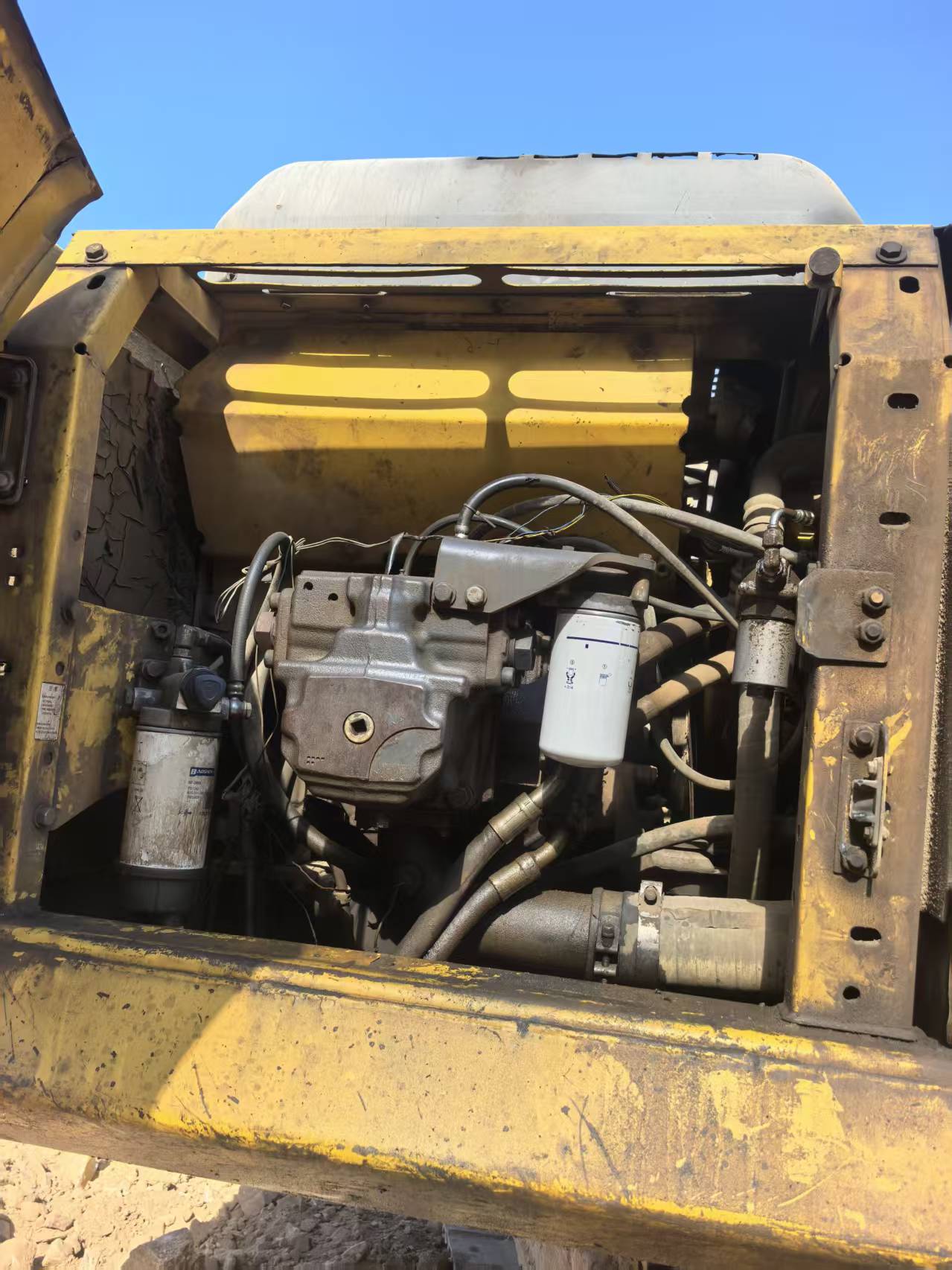 Buy Komatsu PC240-8 Used Excavator / 2