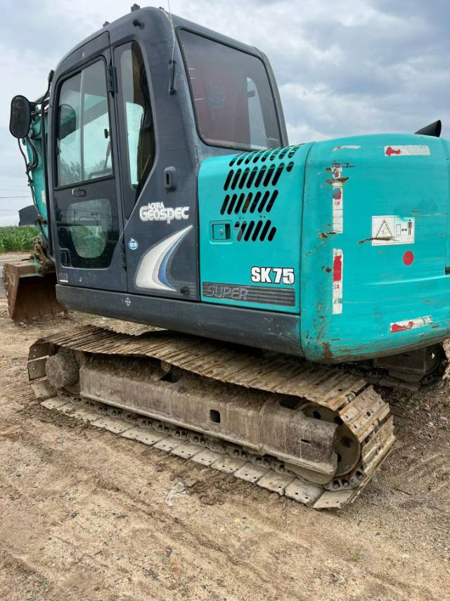 Buy Kobelco 75SR-3 Used Excavator / 6