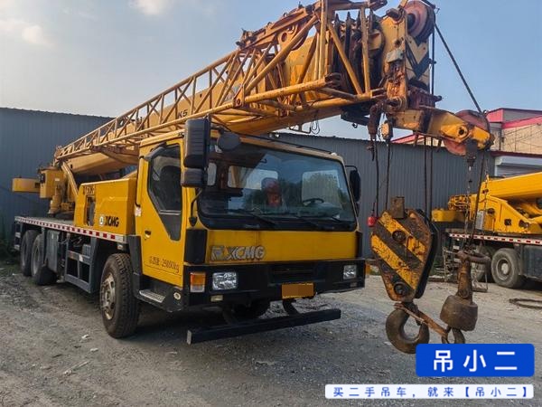 Buy XCMG QY20K5 Used Crane / 2