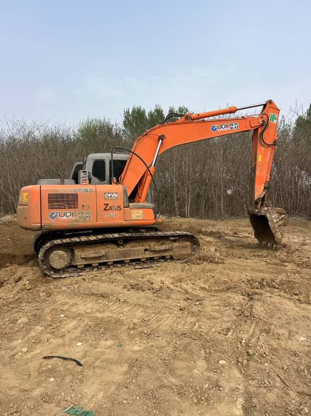 Buy Hitachi ZX120-3 Used Excavator / 8 Buy Hitachi ZX120-3 Used Excavator / 8
