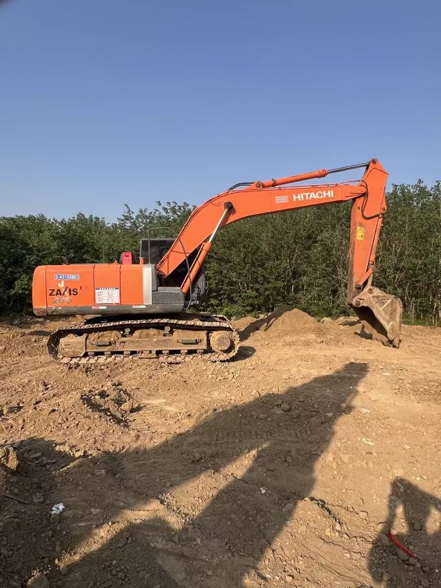 Buy Hitachi EX200-6 Used Excavator / 2 Buy Hitachi EX200-6 Used Excavator / 2