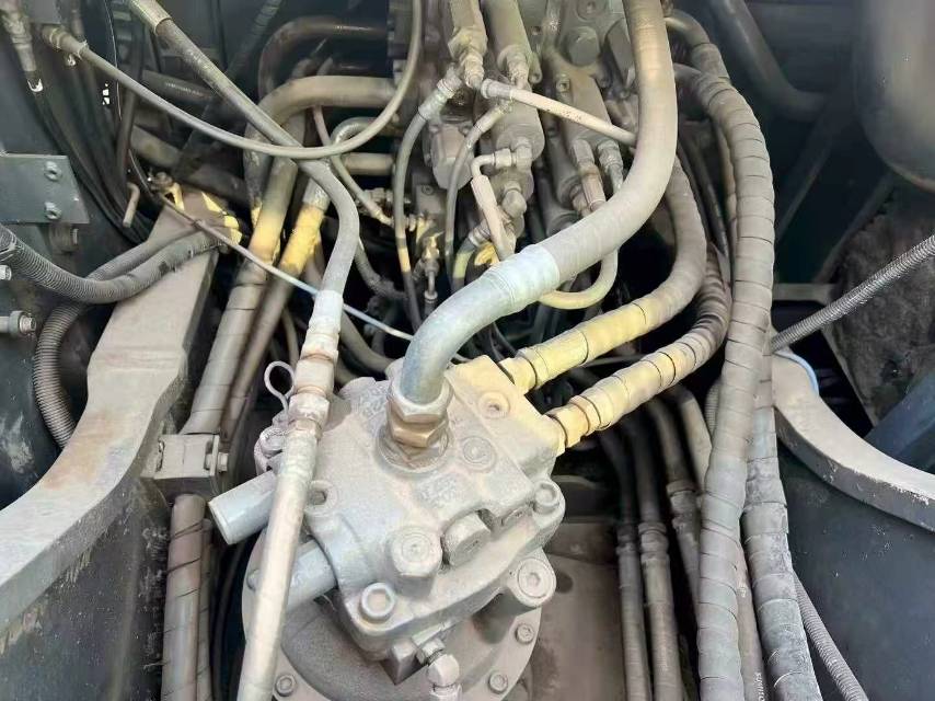 Buy Sumitomo SH210A5 Used Excavator / 8 Buy Sumitomo SH210A5 Used Excavator / 8