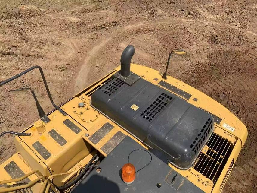 Buy Komatsu PC240LC-8M0 Used Excavator / 7 Buy Komatsu PC240LC-8M0 Used Excavator / 7
