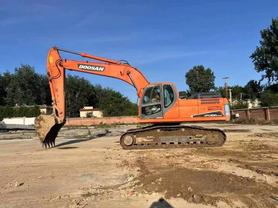 Buy Doosan DX260LC Used Excavator / 3 Buy Doosan DX260LC Used Excavator / 3