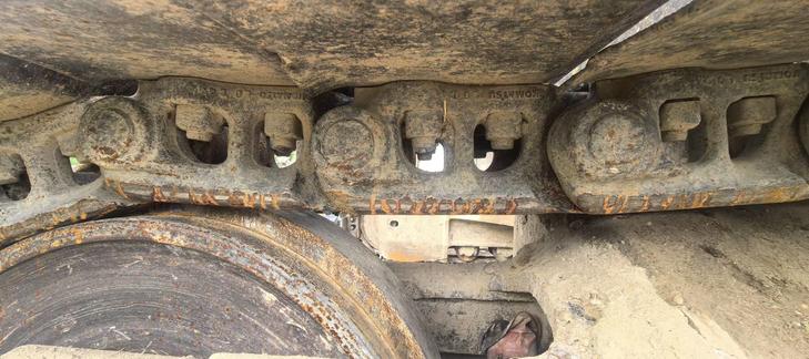 Buy Komatsu PC300-7 Used Excavator / 1