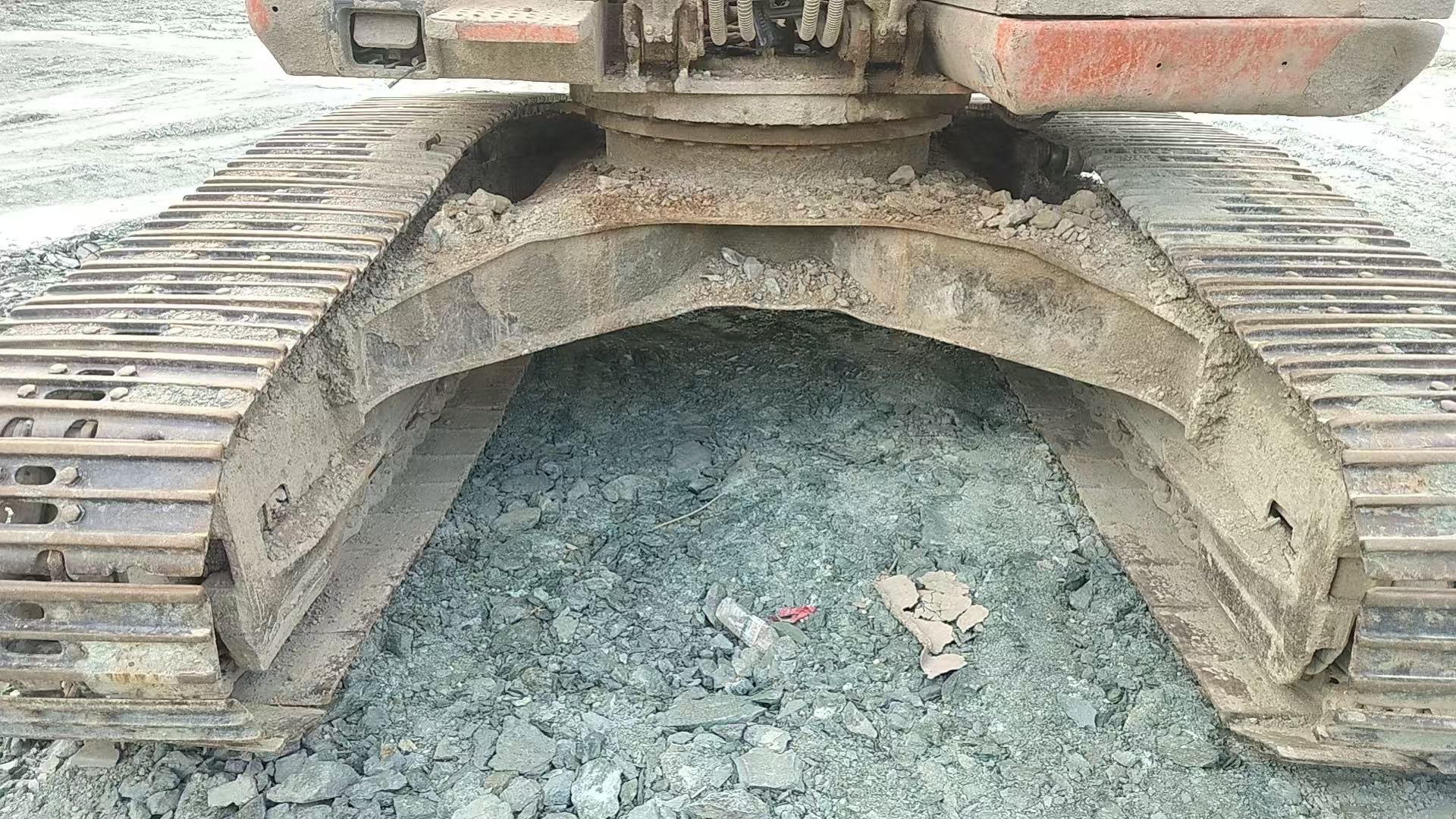 Buy Doosan 220LC-V Used Excavator / 7 Buy Doosan 220LC-V Used Excavator / 7