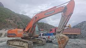 Buy Doosan 220LC-V Used Excavator / 4 Buy Doosan 220LC-V Used Excavator / 4