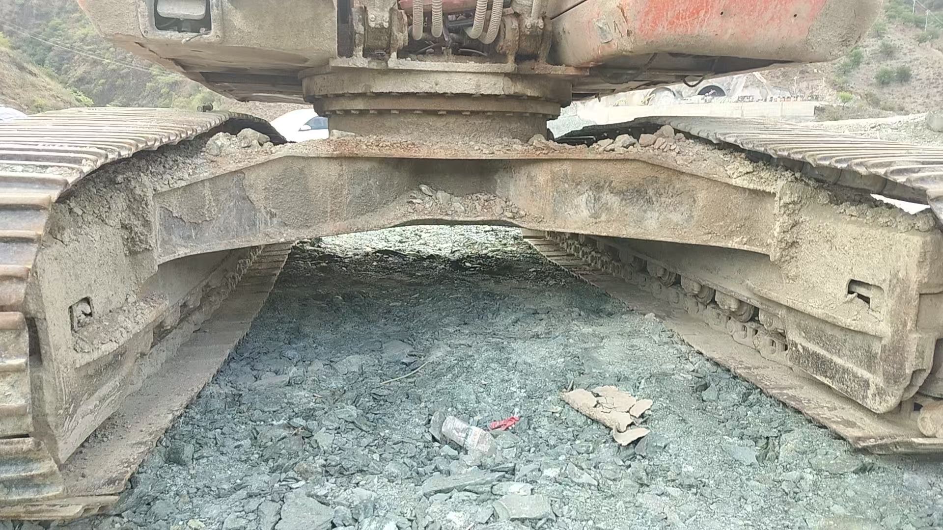 Buy Doosan 220LC-V Used Excavator / 8 Buy Doosan 220LC-V Used Excavator / 8