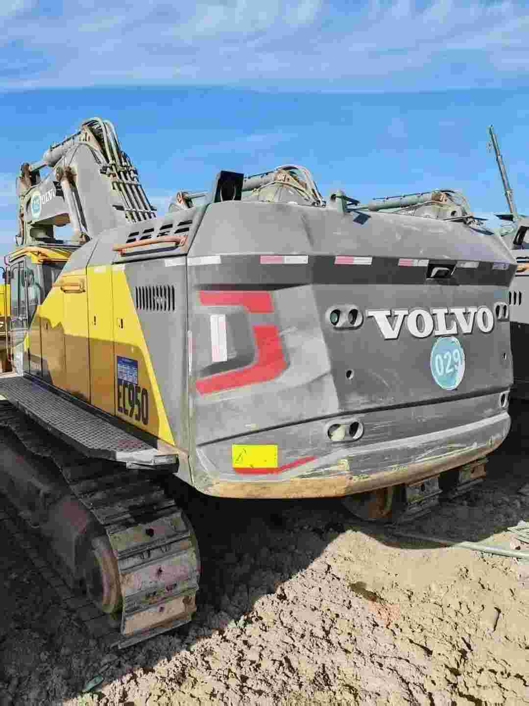 Buy Volvo EC950E Used Excavator / 2 Buy Volvo EC950E Used Excavator / 2