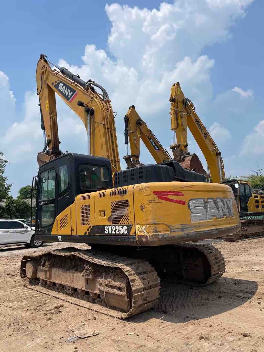 Buy Sany 205C-8 Used Excavator / 3 Buy Sany 205C-8 Used Excavator / 3