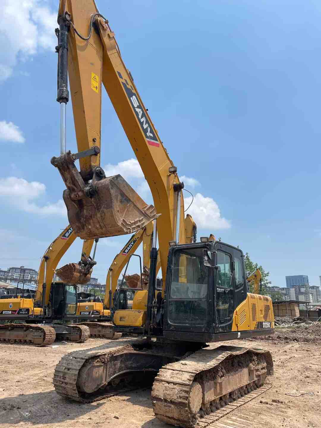 Buy Sany 205C-8 Used Excavator / 2 Buy Sany 205C-8 Used Excavator / 2